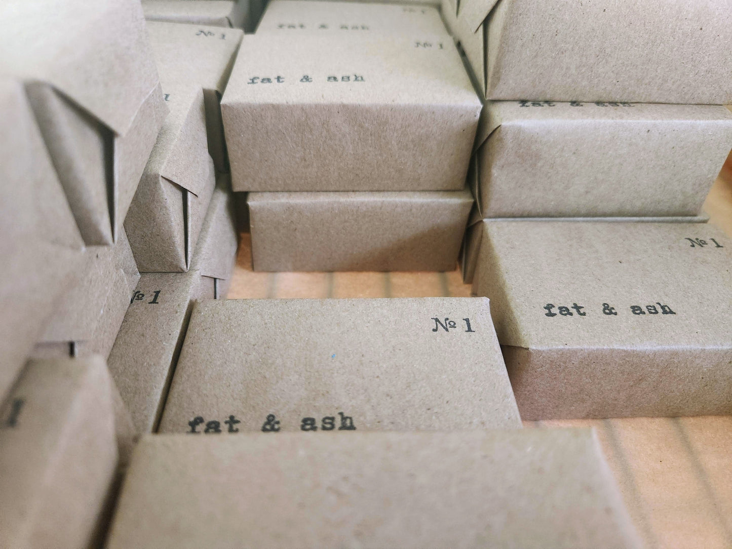 Big Box: 12 Bars